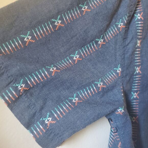 Billabong Mens XL Blue Tribal No Iron Core Fit Button Up Short Sleeve Surf Beach - Picture 6 of 9